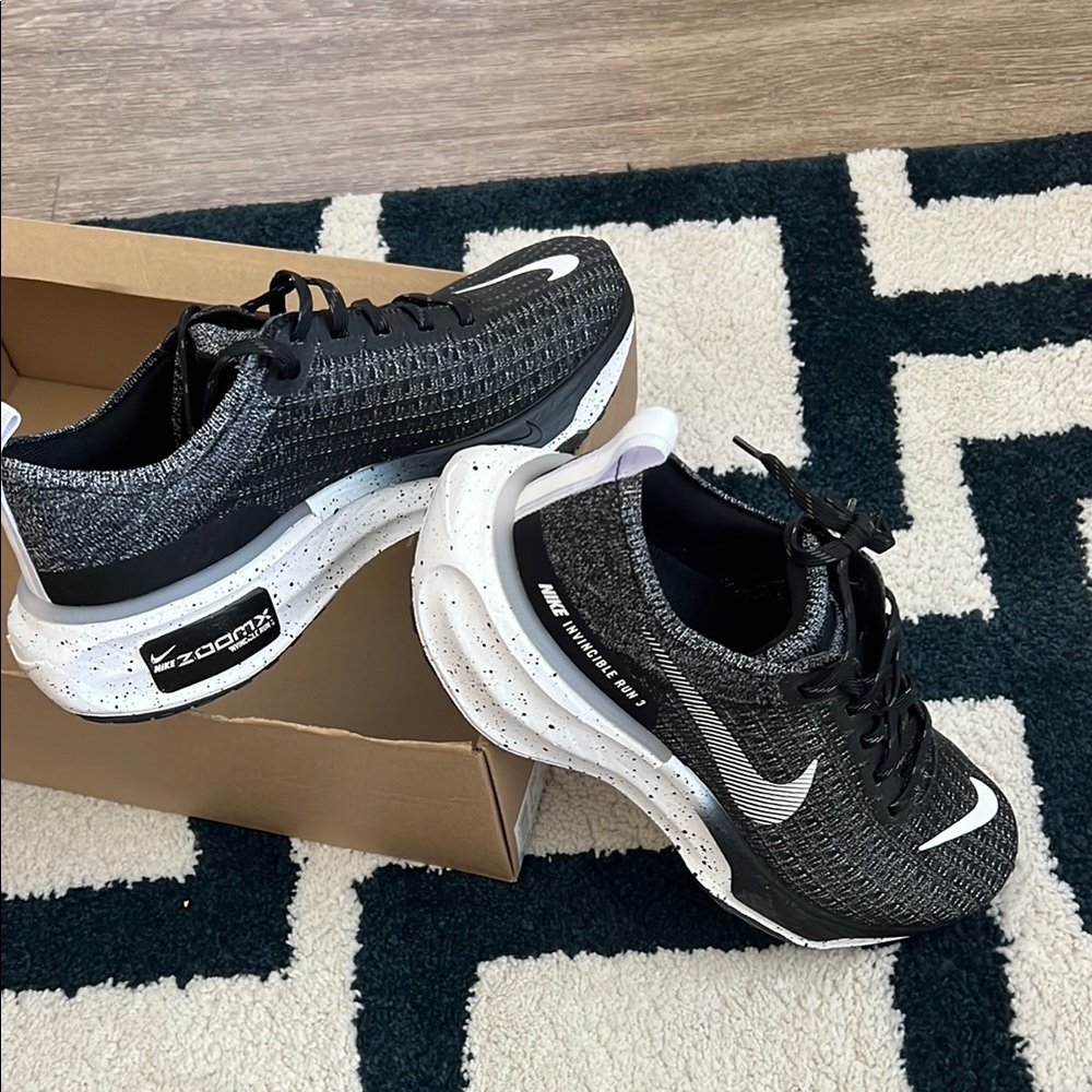 Nike ZoomX Invincible Black and White Running Shoes